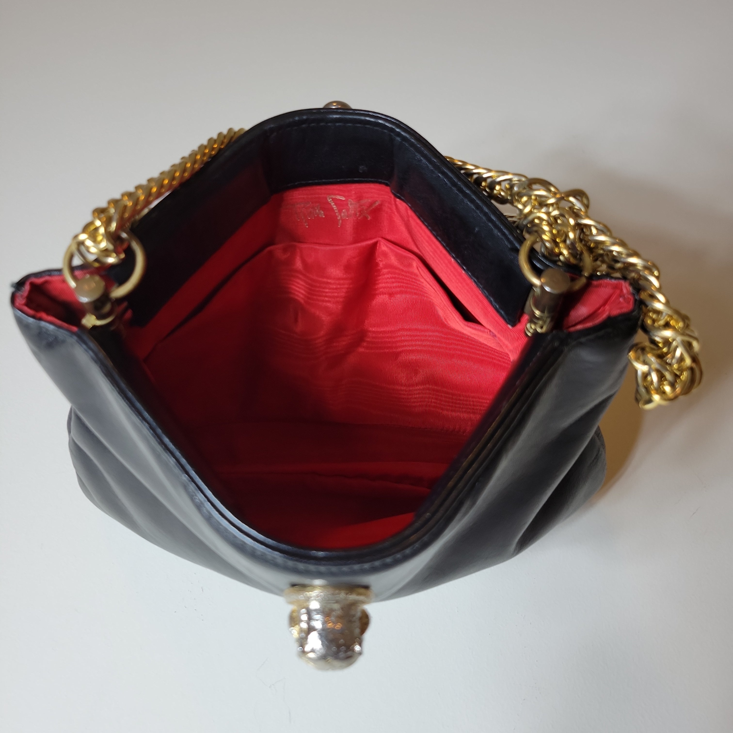 Classic Style Signature Grand Lion Handbag in Dark Chocolate and Caramel  Colors - Etsy | Handbag, Classic style, Style