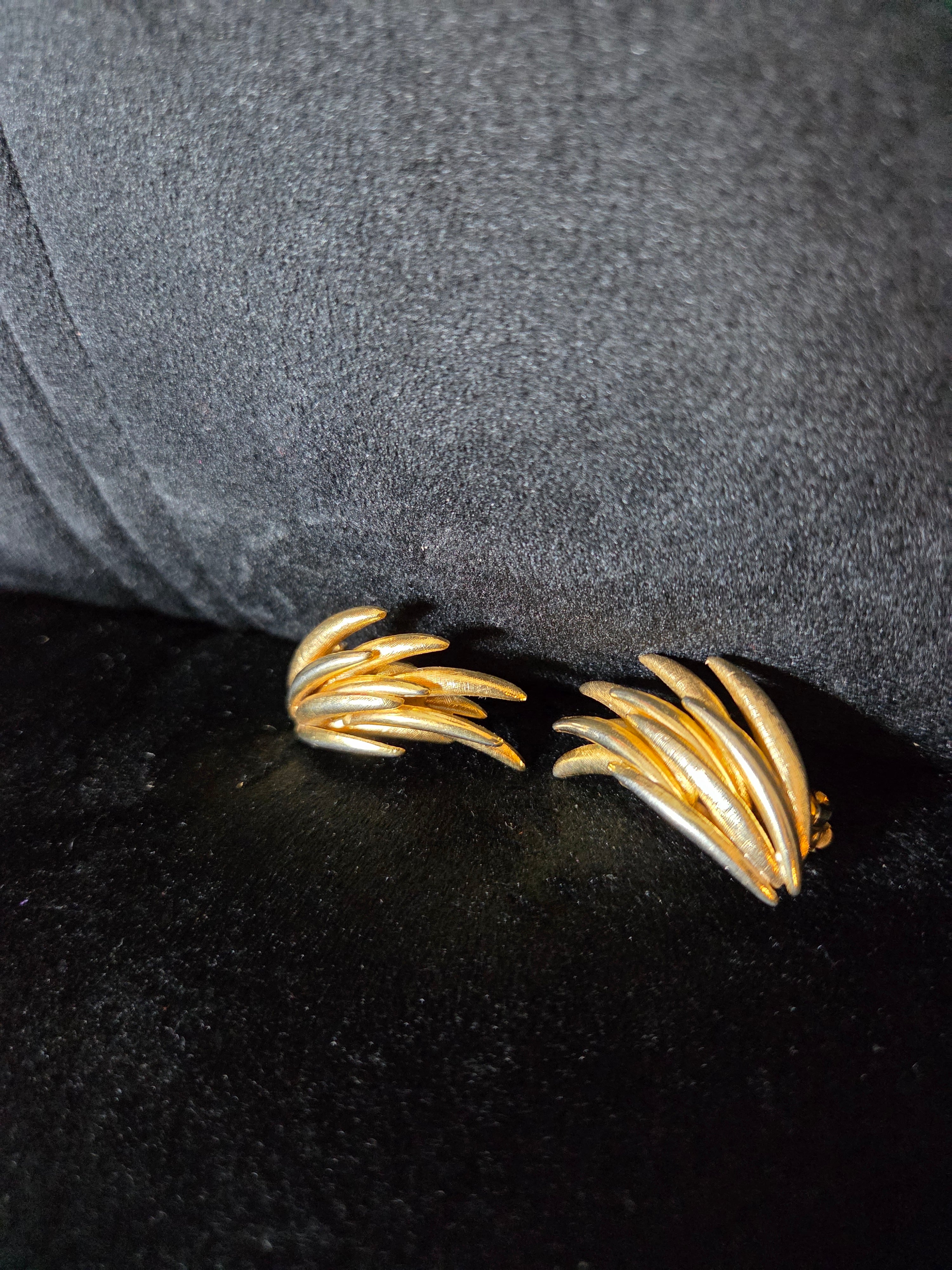 PINEAPPLE CLIP ON EARRINGS