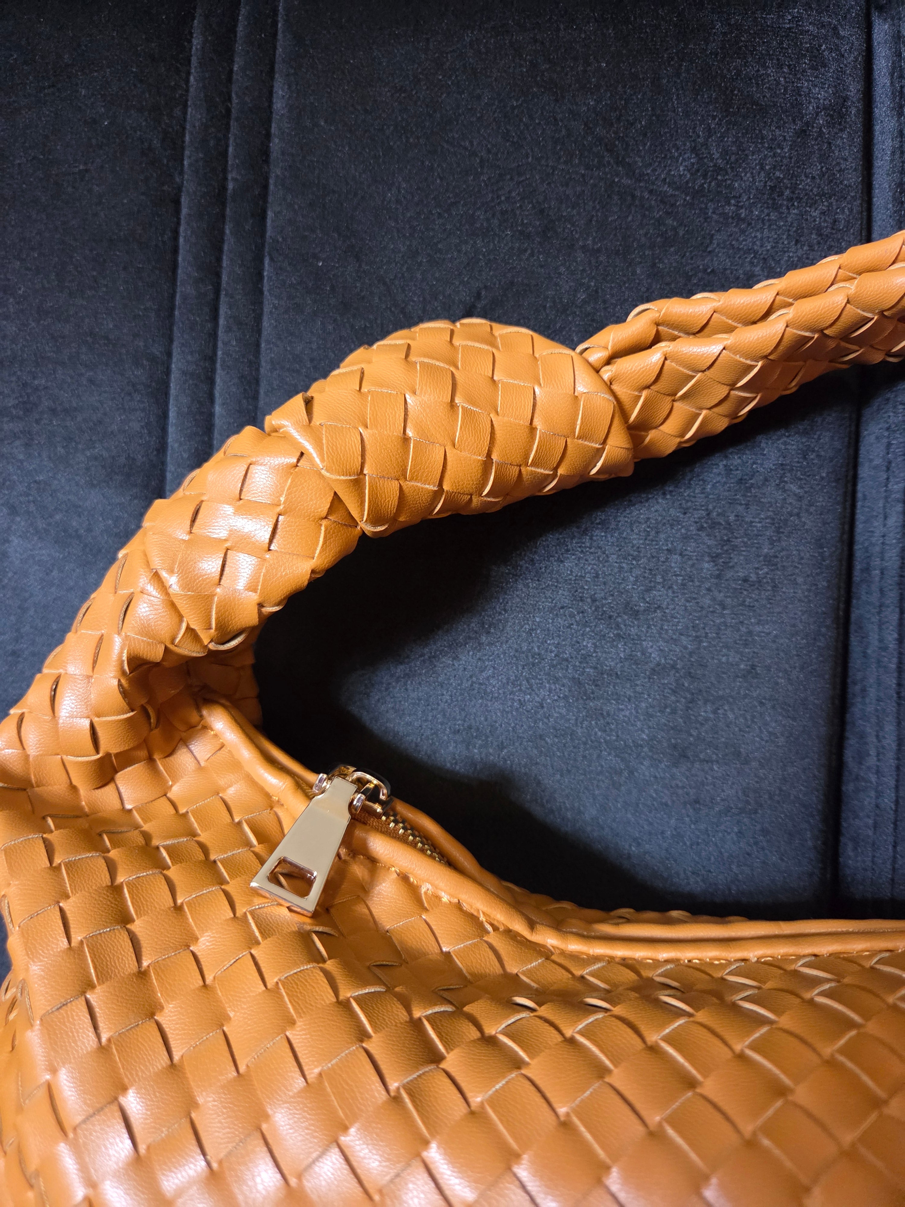 Melie Bianco Shoulder Bag