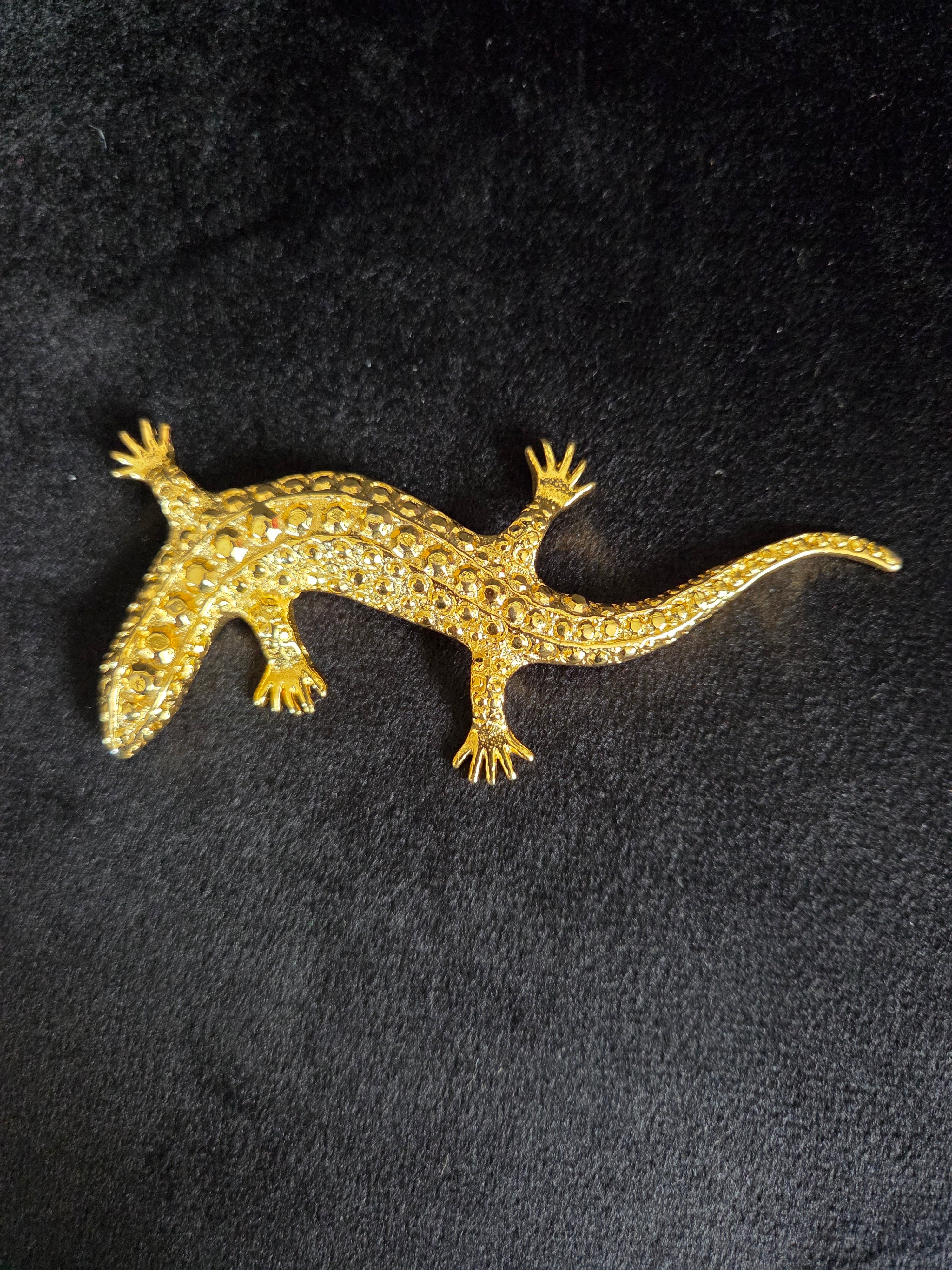 Lizard Goldtone Brooch Pin